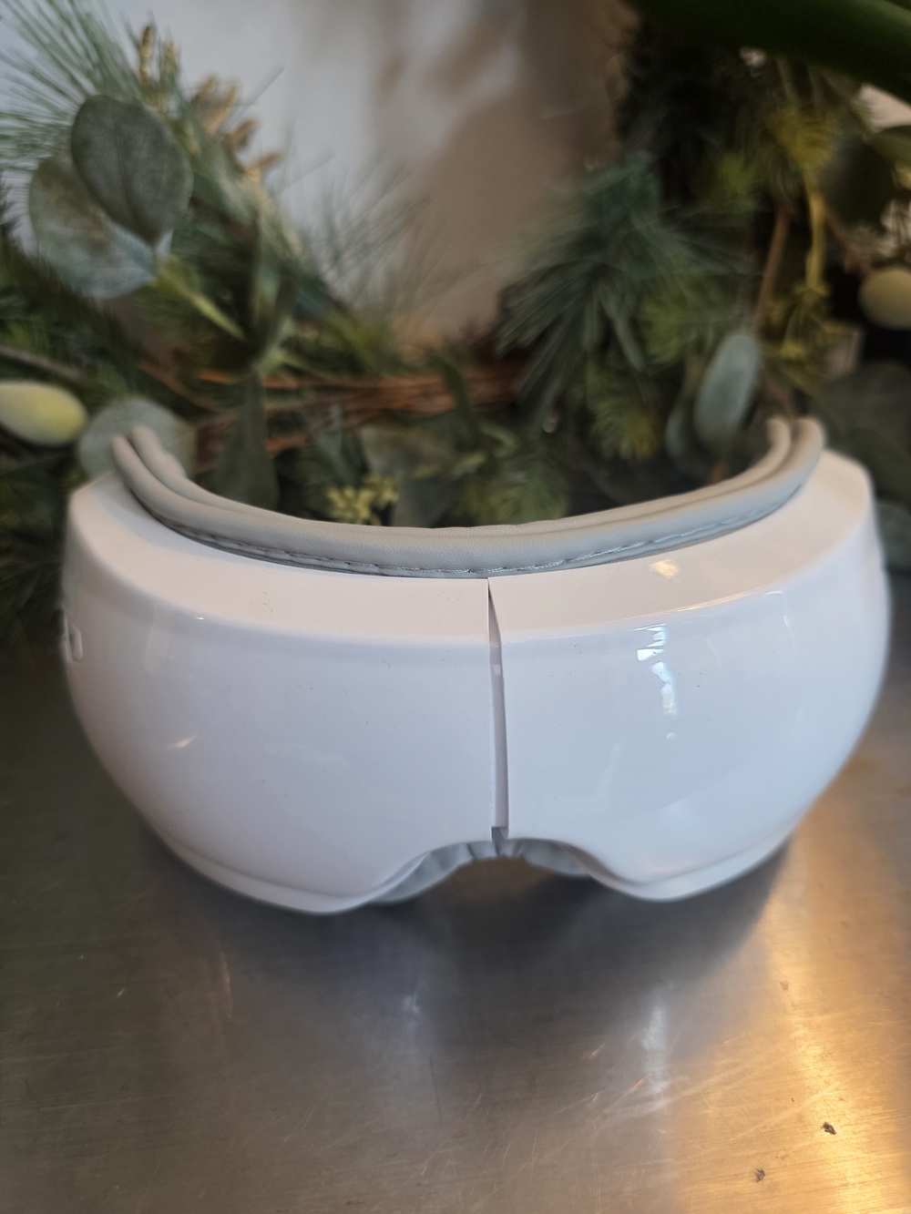 White Electronic Eye Massager - Comfortable Heated Relaxation